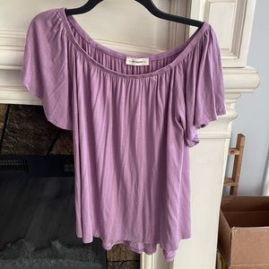 Off shoulder ruffle top